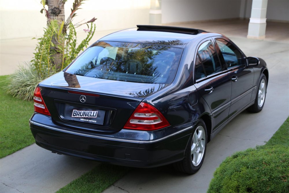 W203 C240 Avantgarde 2003 - R$ 55.000,00 767a1211-57aa38f3308b7