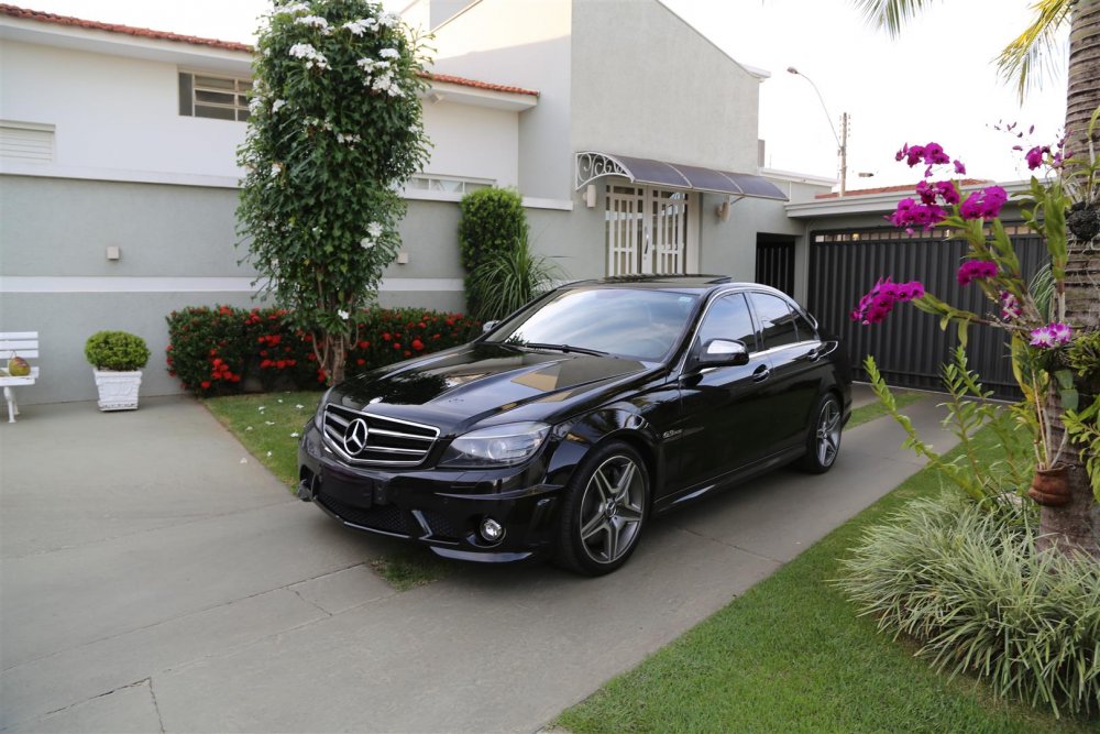 W204 C63 AMG 2008 - R$ 160.000,00 767a7920-56fbcb759f76e