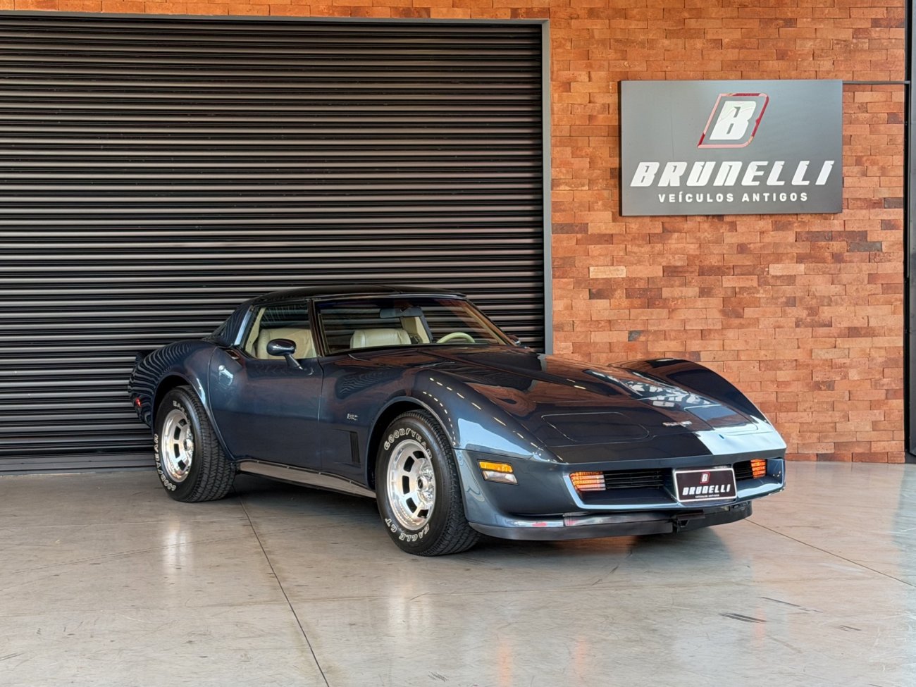 GM Corvette Stingray L82