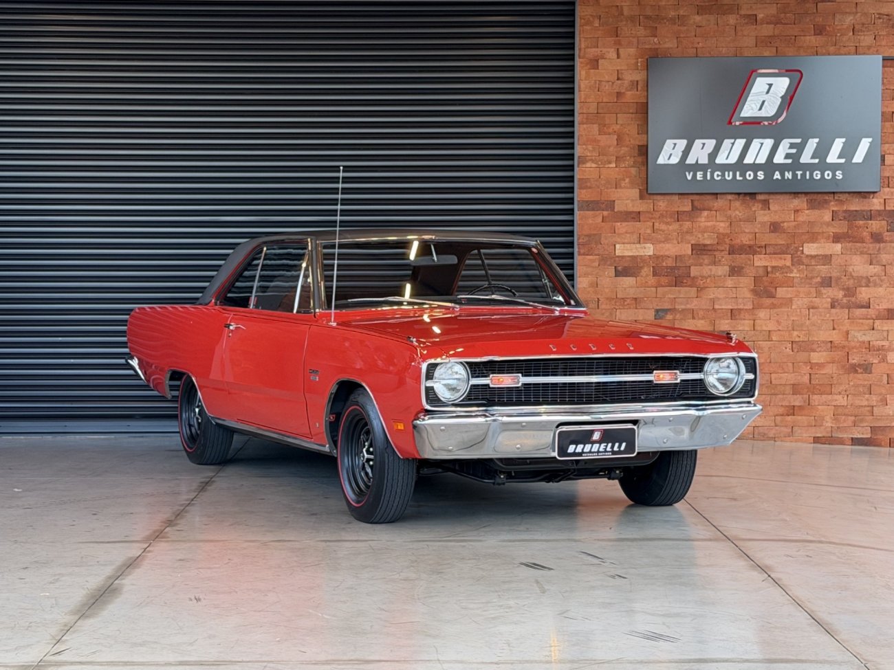Dodge Dart Deluxo