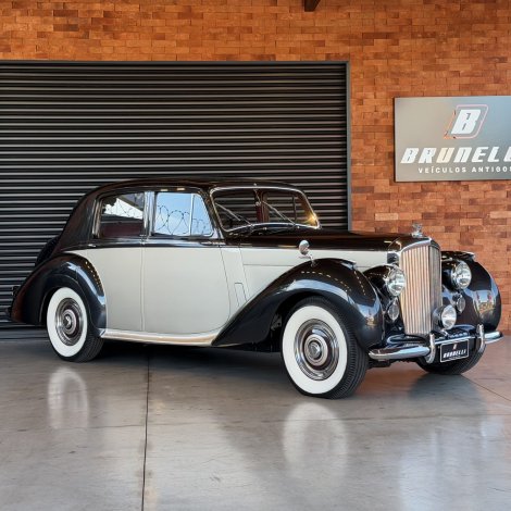 Bentley R-Type
