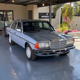 Mercedes Benz 300D