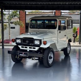 Toyota Bandeirante Jipe Curto 4x4