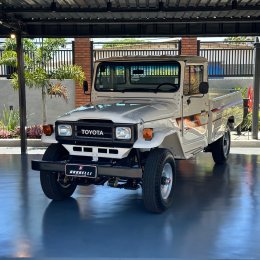 Toyota Bandeirante Pickup