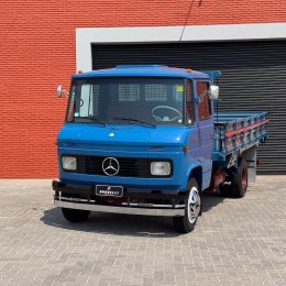 Mercedes Benz 608D