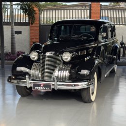 GM Cadillac 75 Series Limousine Imperial