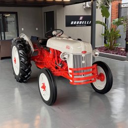 Trator Ford 8N