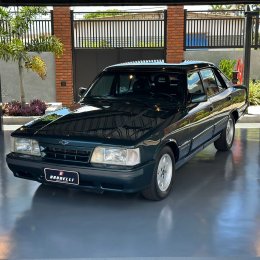 GM Opala Diplomata SE