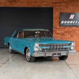 Ford Galaxie 500