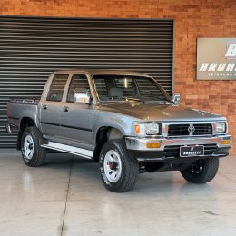 Toyota Hilux CD SR5 4x4