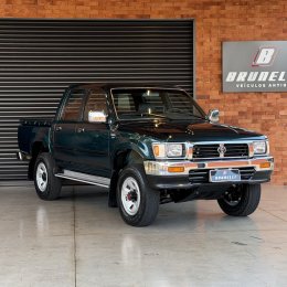 Toyota Hilux CD SR5 4x4