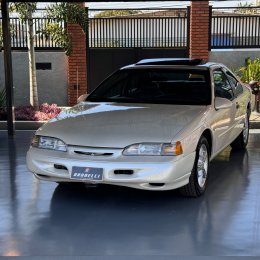 Ford Thunderbird LX