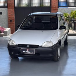 GM Corsa Wind